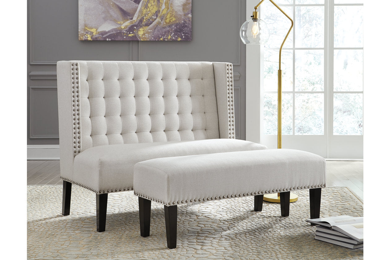 Beauland Bench