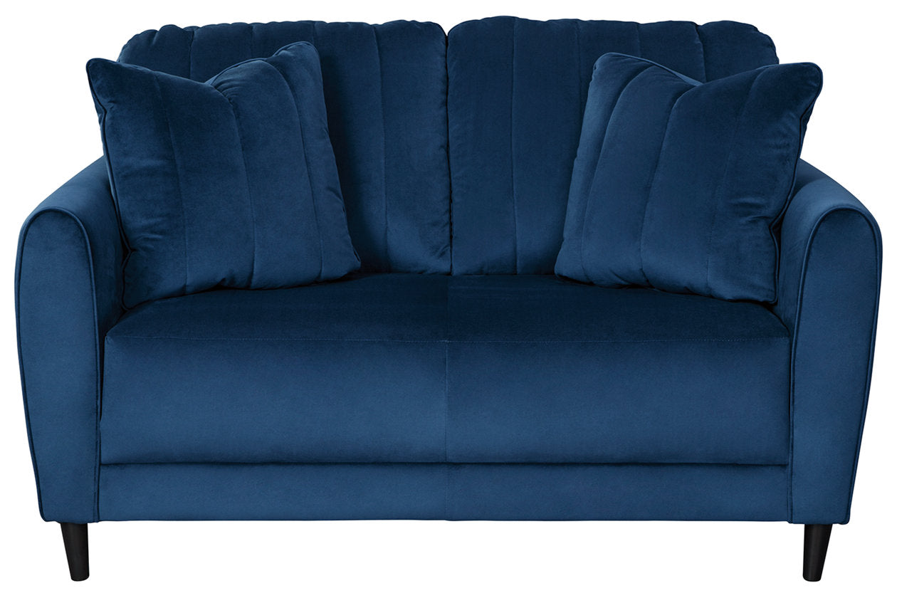 Enderlin Living Room