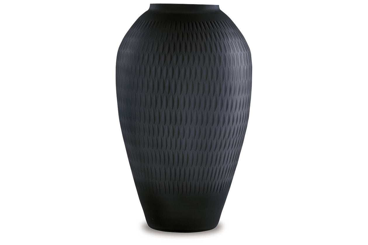 Etney Vase