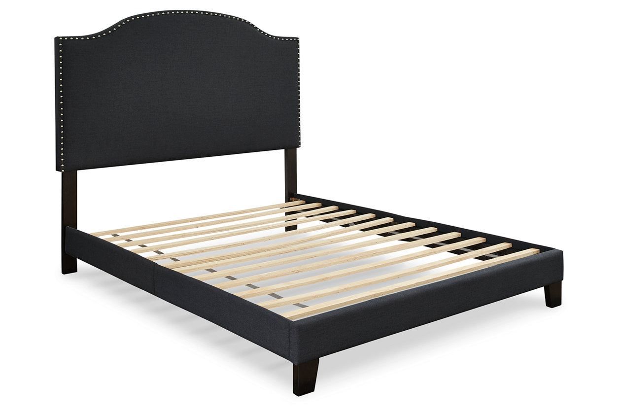 Adelloni Bed