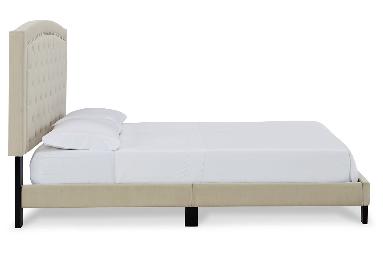 Adelloni Bed