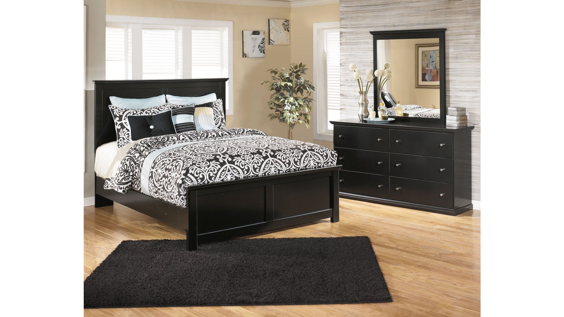 Maribel King Panel Bed with Dresser