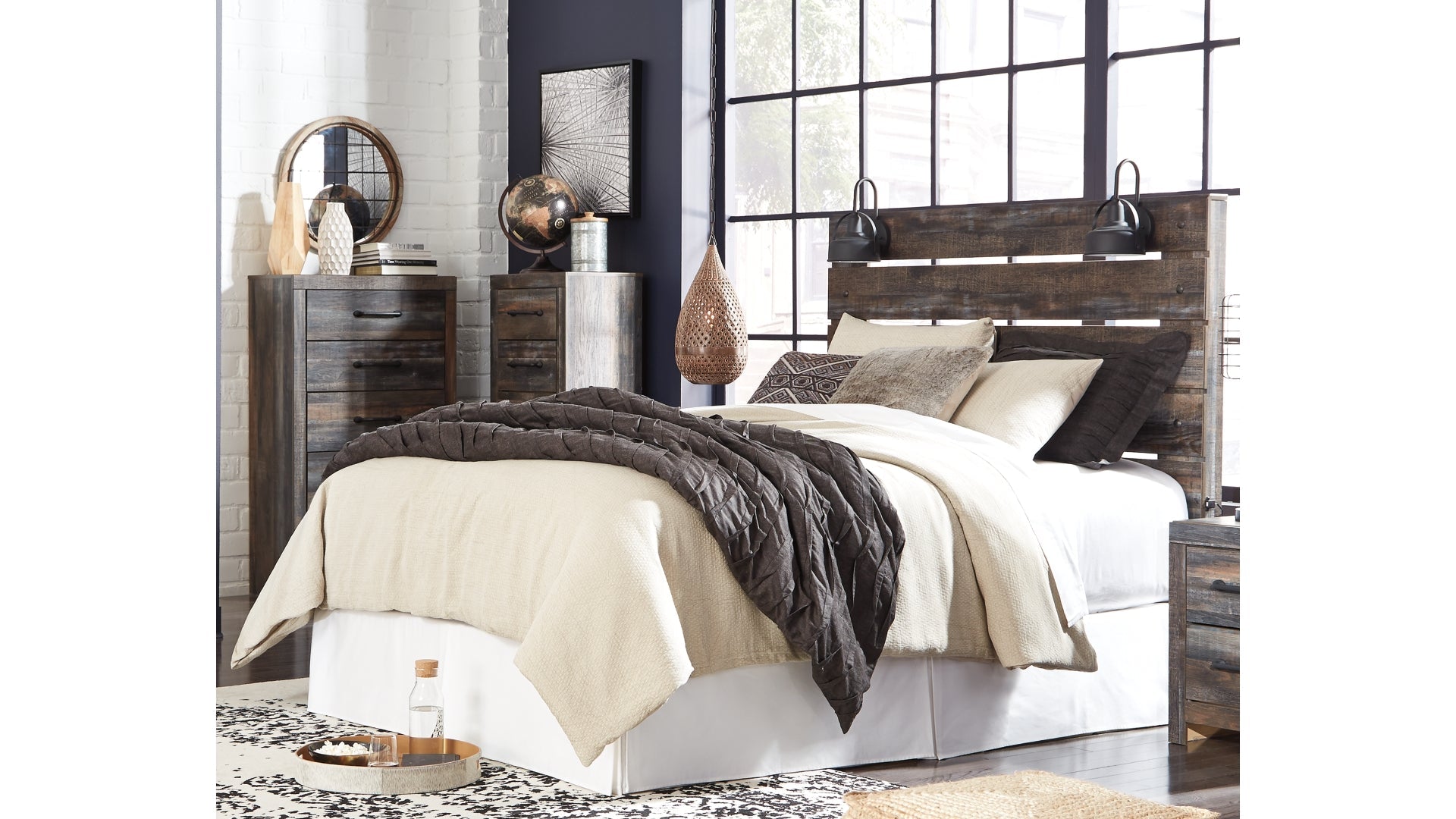 Drystan Queen Panel Headboard Bed with Mirrored Dresser and Chest