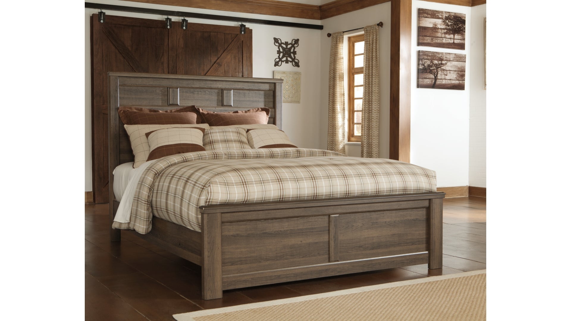 Juararo Queen Panel Bed with Mirrored Dresser and Chest