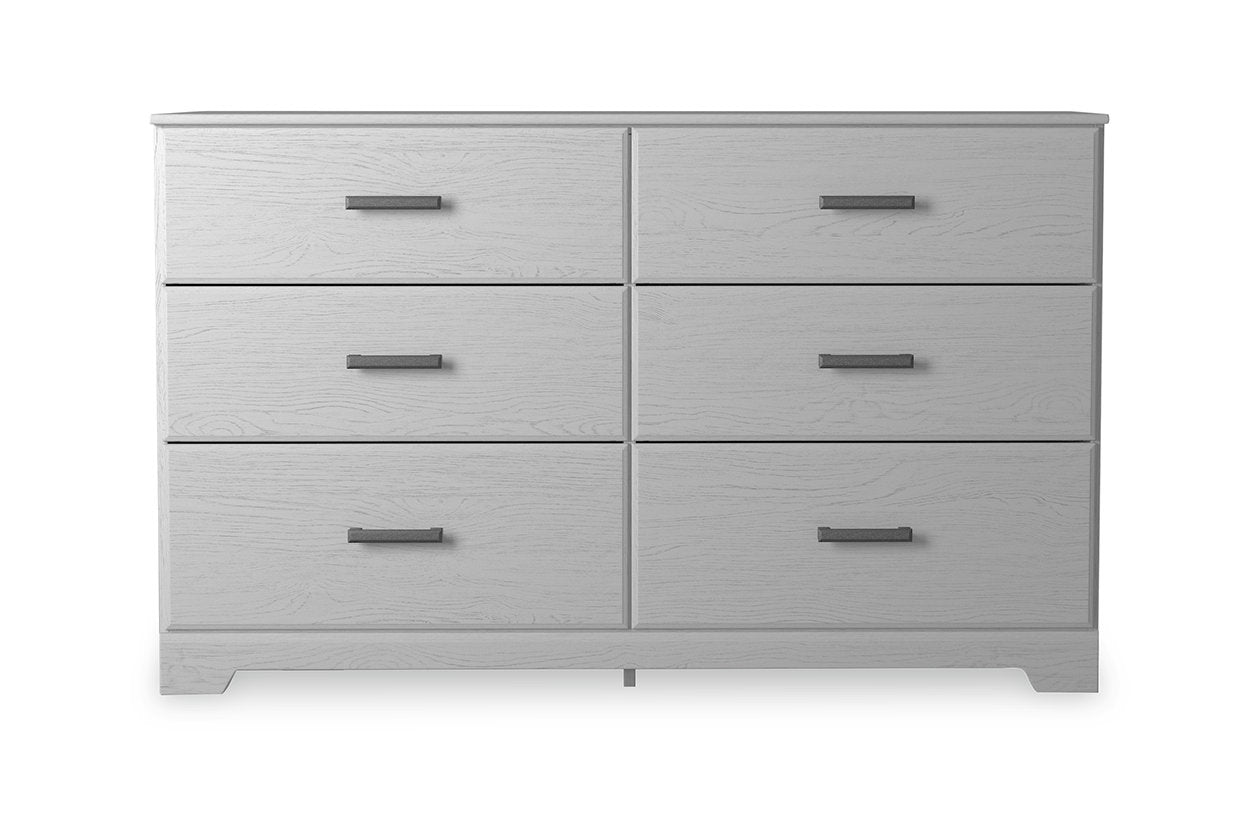 Stelsie Dresser