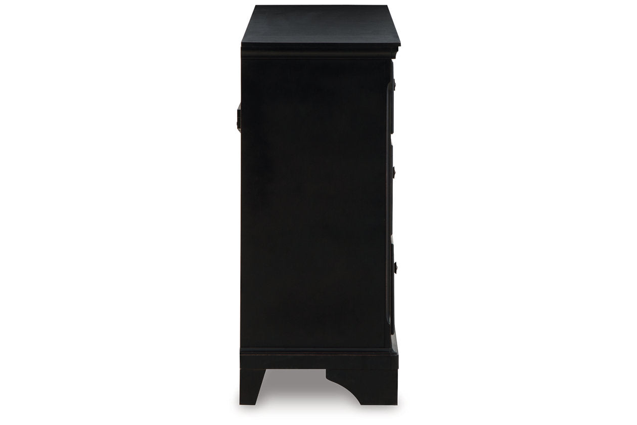 Chylanta Dresser