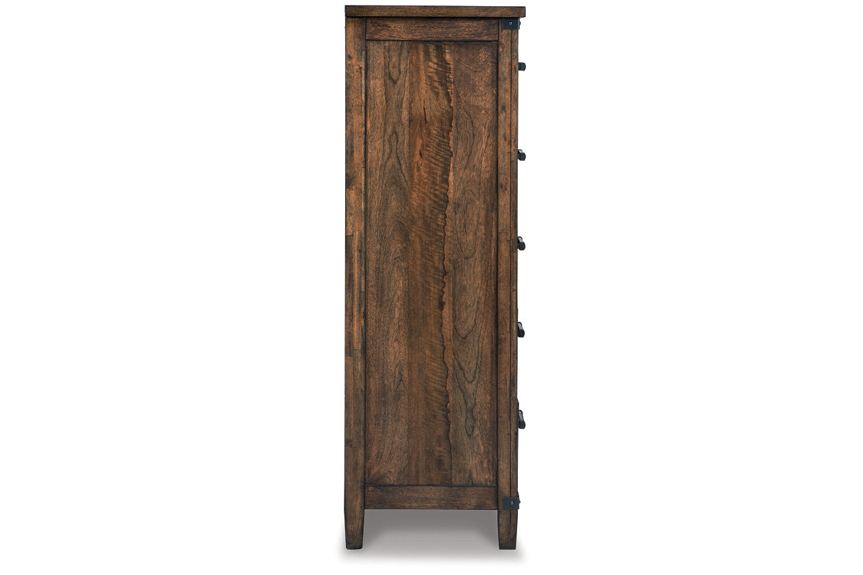 Wyattfield Chest
