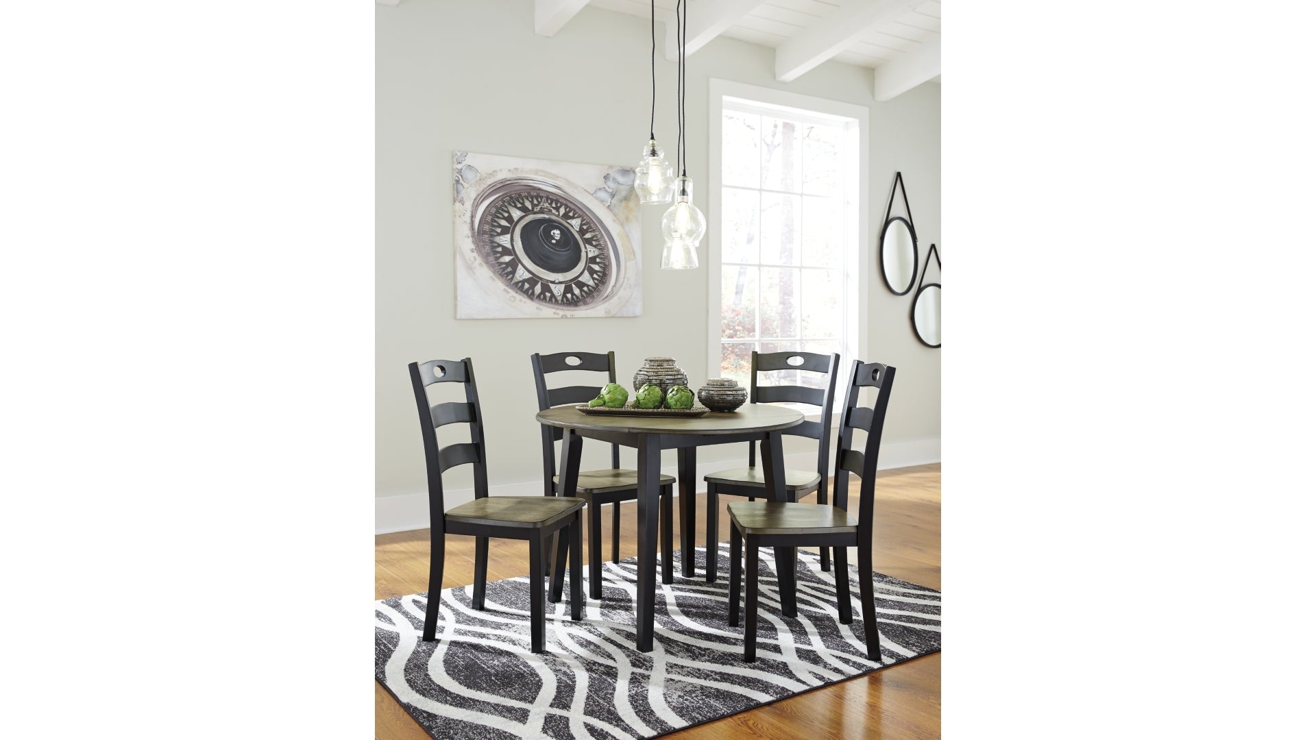 Froshburg Dining Table and 4 Chairs