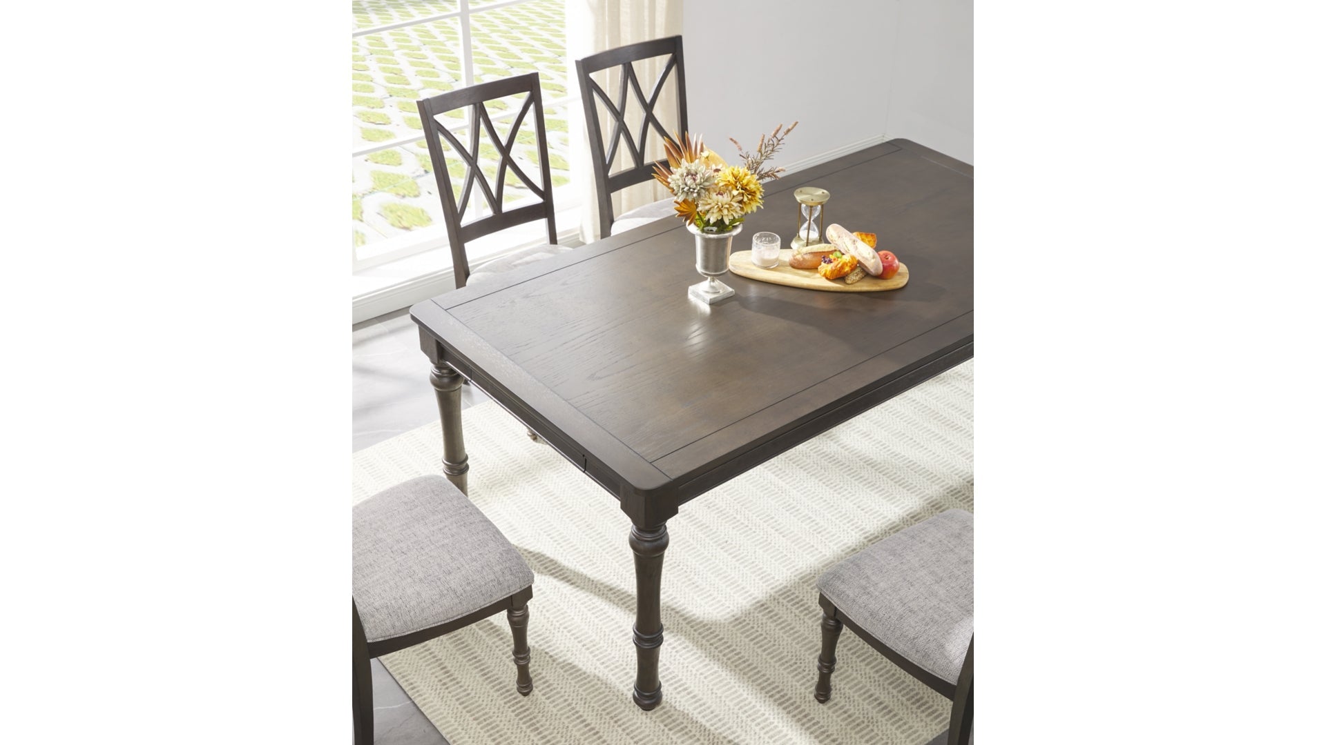 Lanceyard Dining Table and 4 Chairs