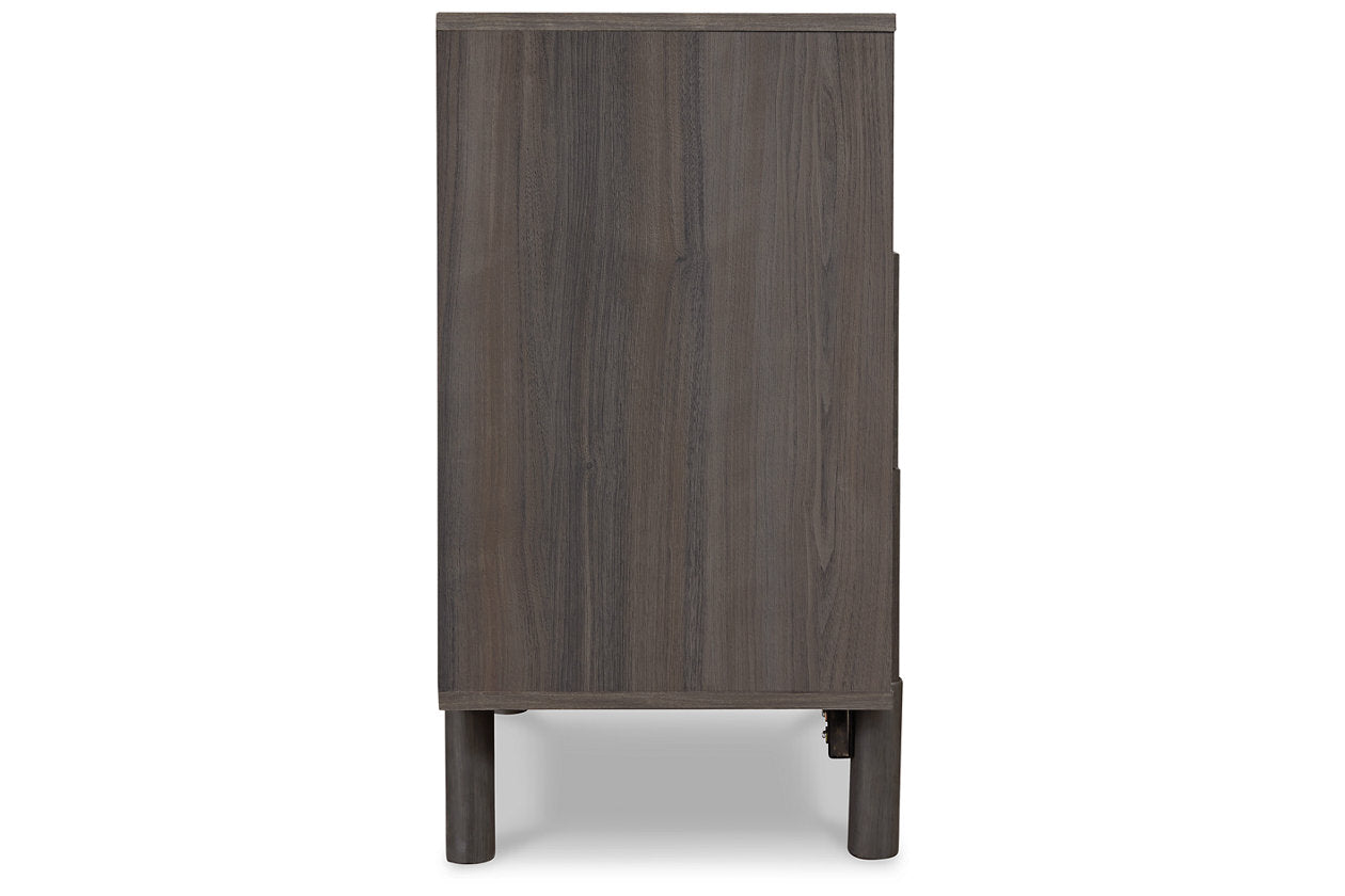 Brymont Chest