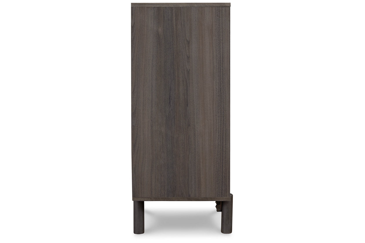 Brymont Chest