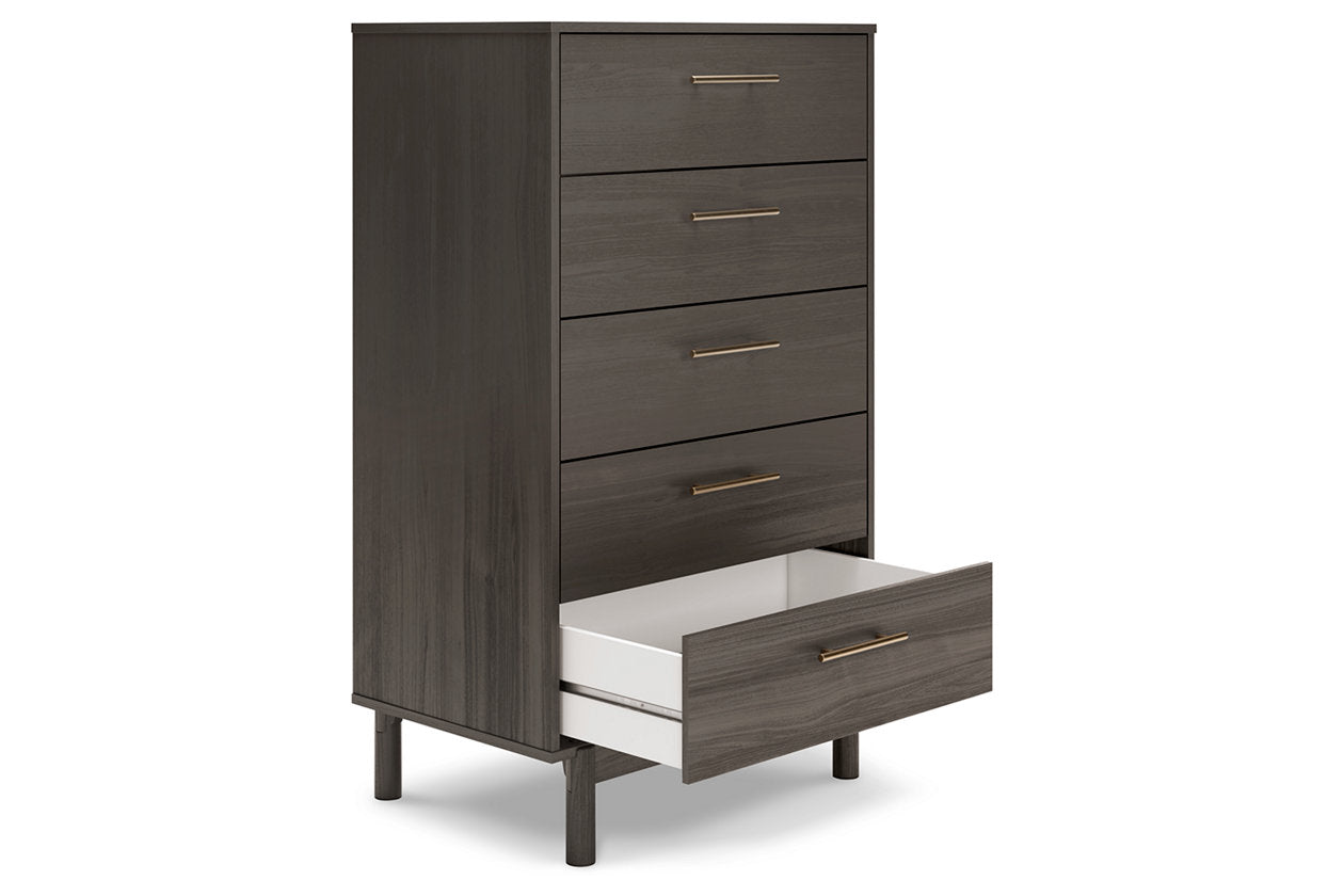 Brymont Chest