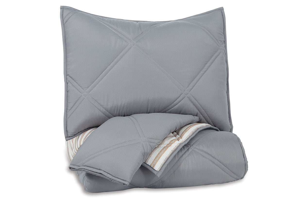 Rhey Comforter Sets