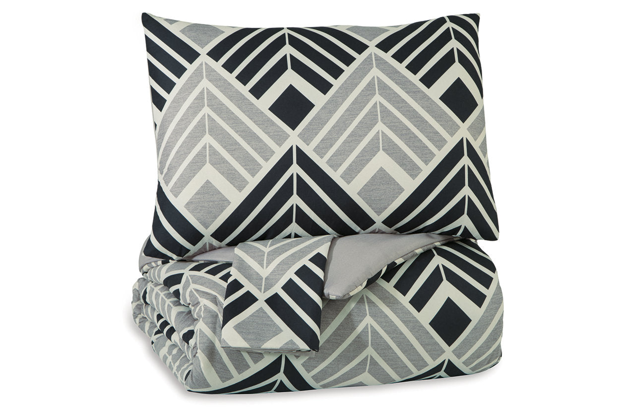 Ellowyn Comforter Sets