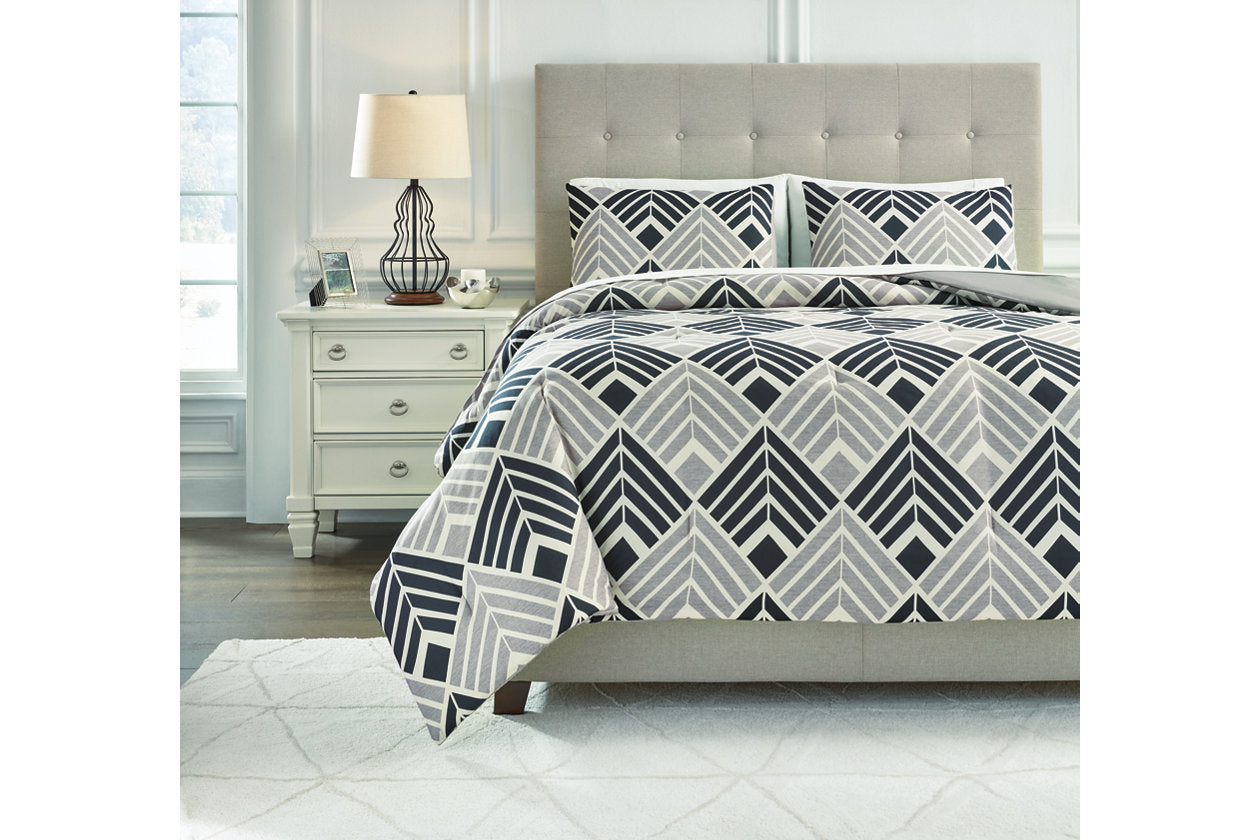 Ellowyn Comforter Sets