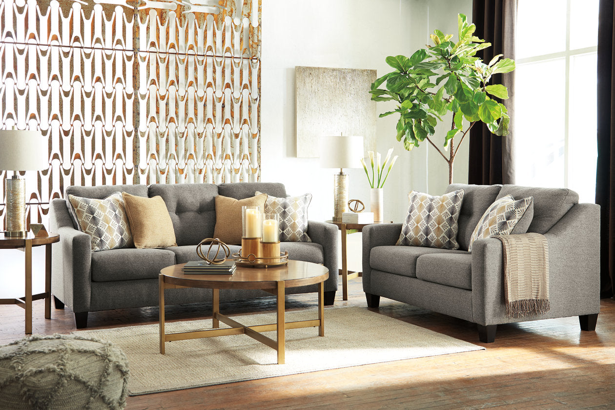 Daylon Living Room