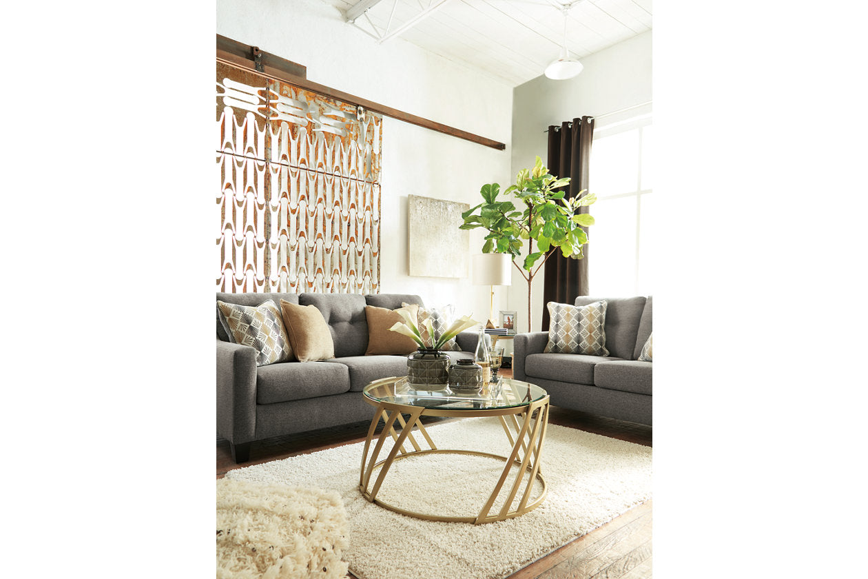 Daylon Living Room