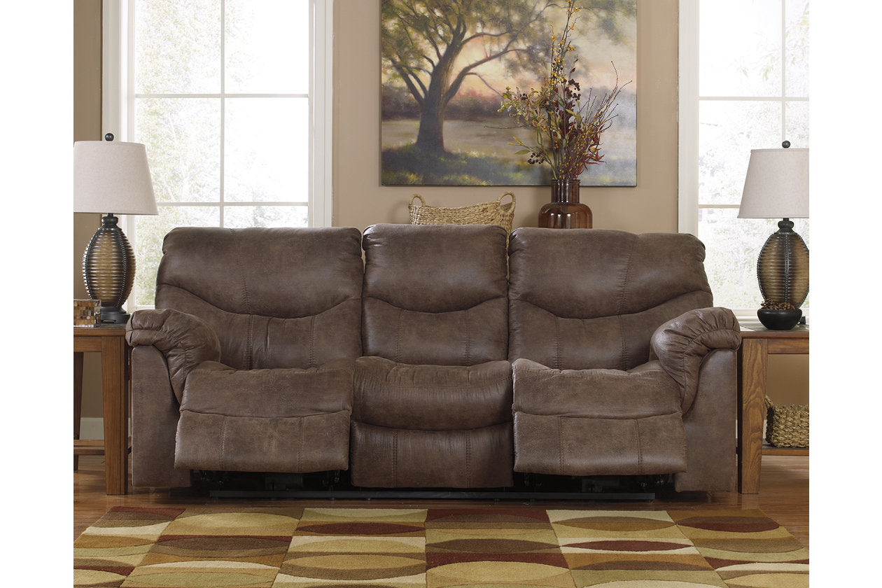 Alzena Living Room