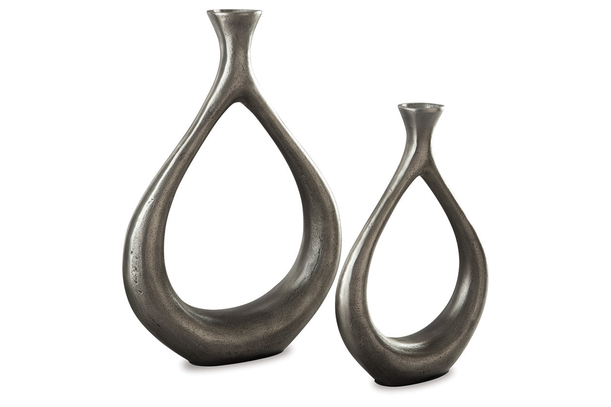 Dimaia Vase