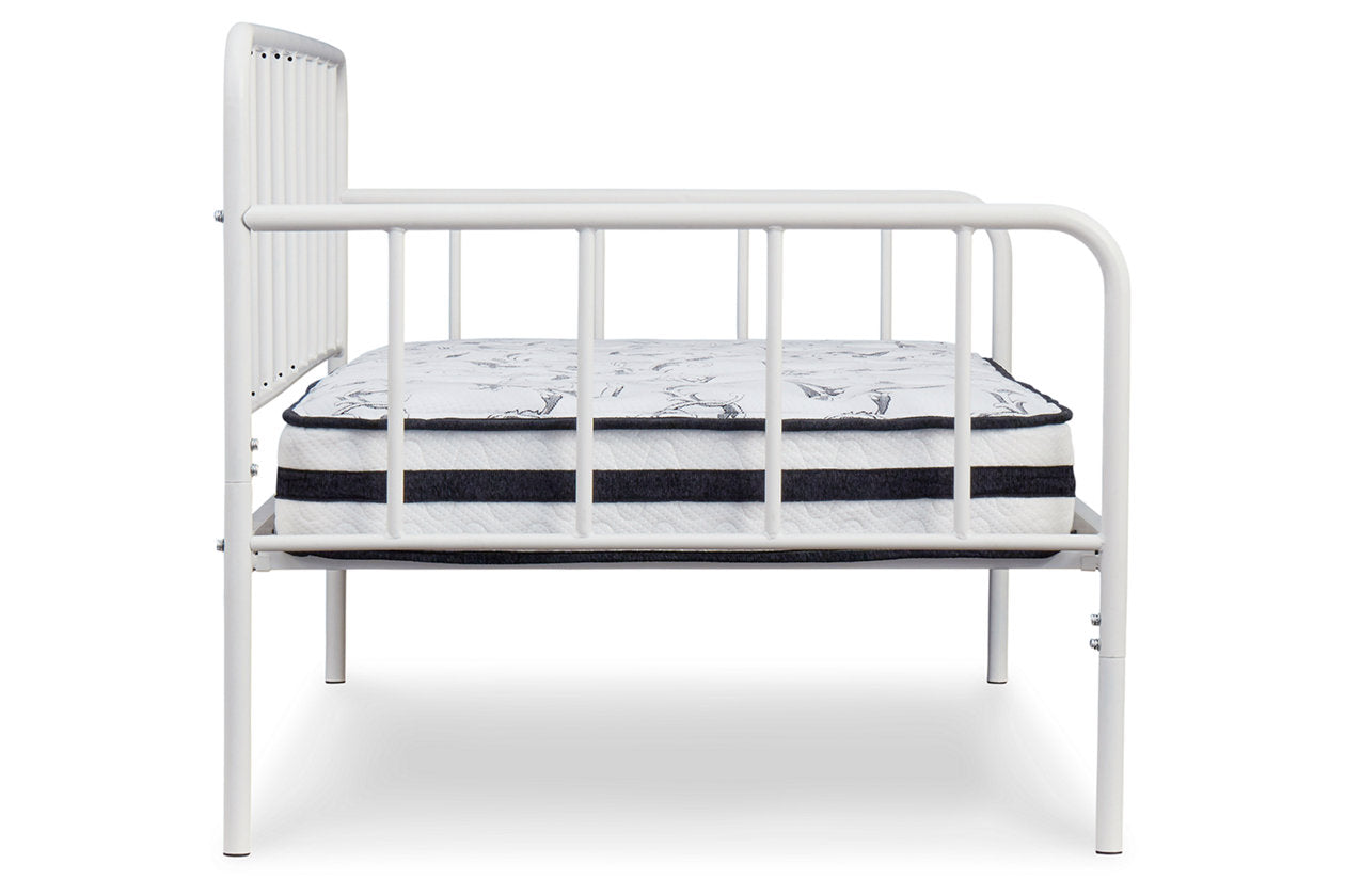 Trentlore Bed