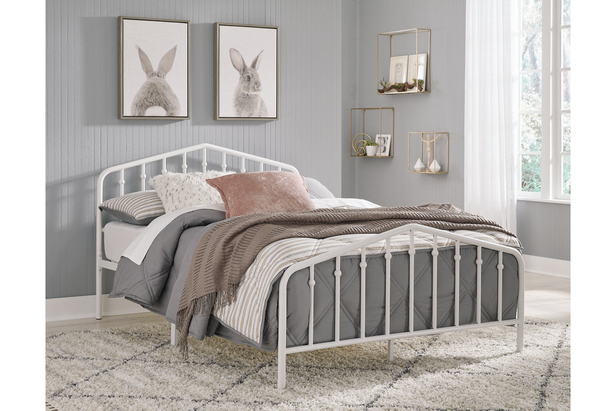 Trentlore Bed