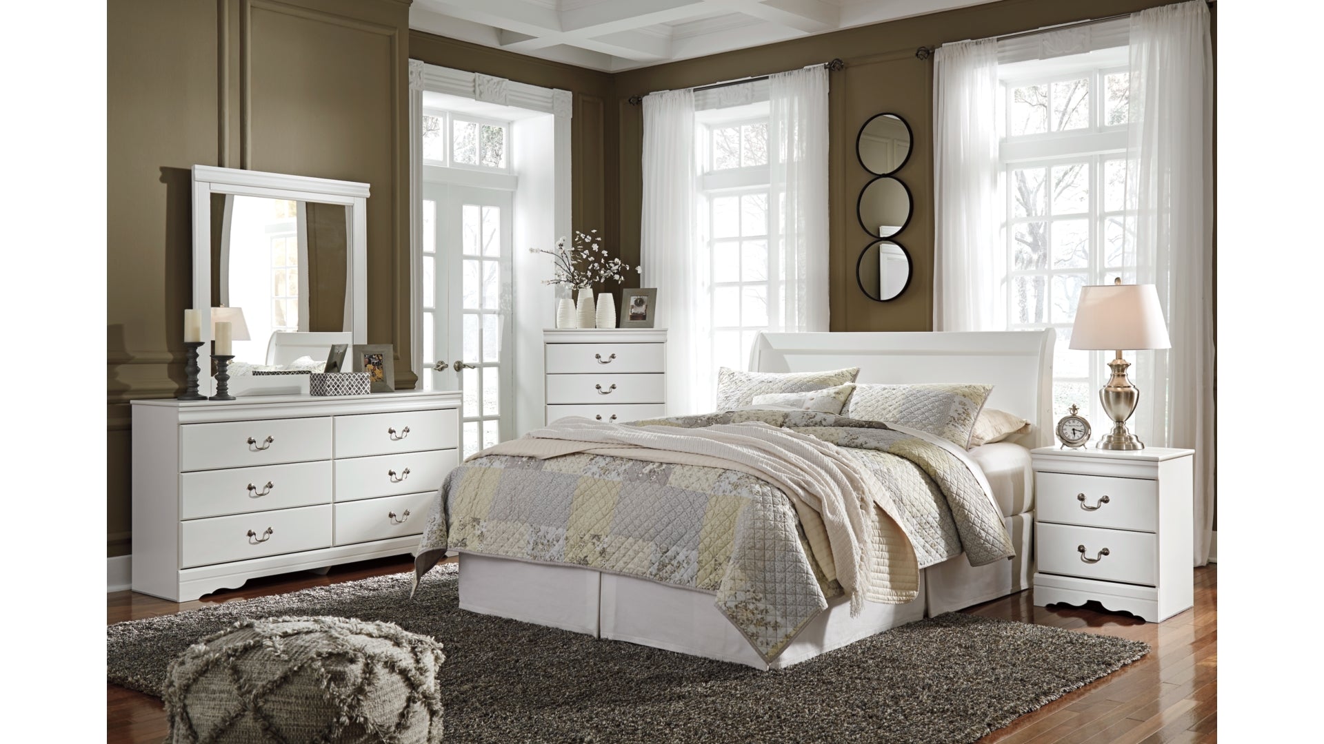 Anarasia Queen Sleigh Headboard Bed with Dresser