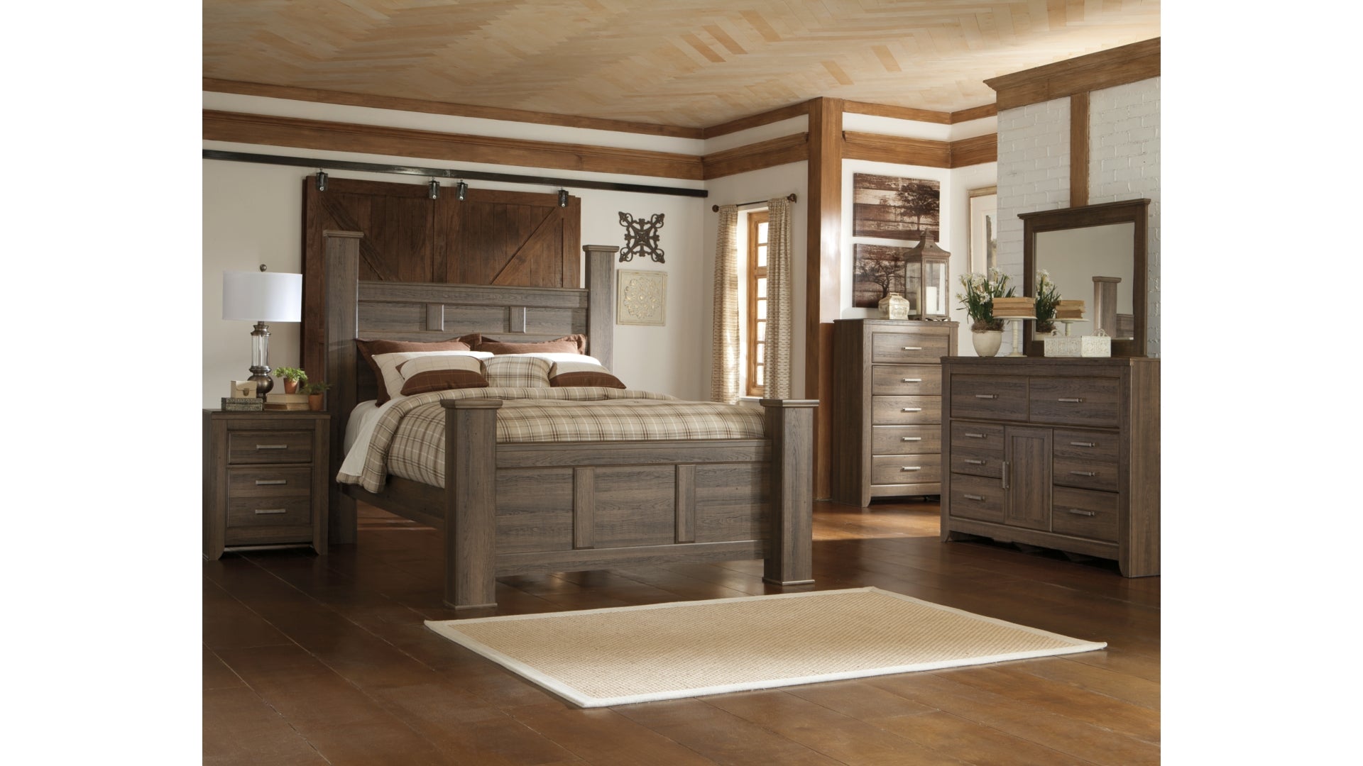 Juararo Queen Poster Bed with Mirrored Dresser, Chest and Nightstand