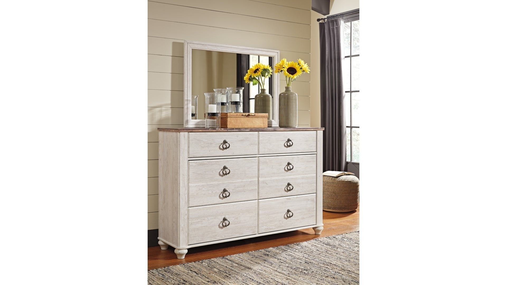 Willowton King Panel Bed with Mirrored Dresser and Chest