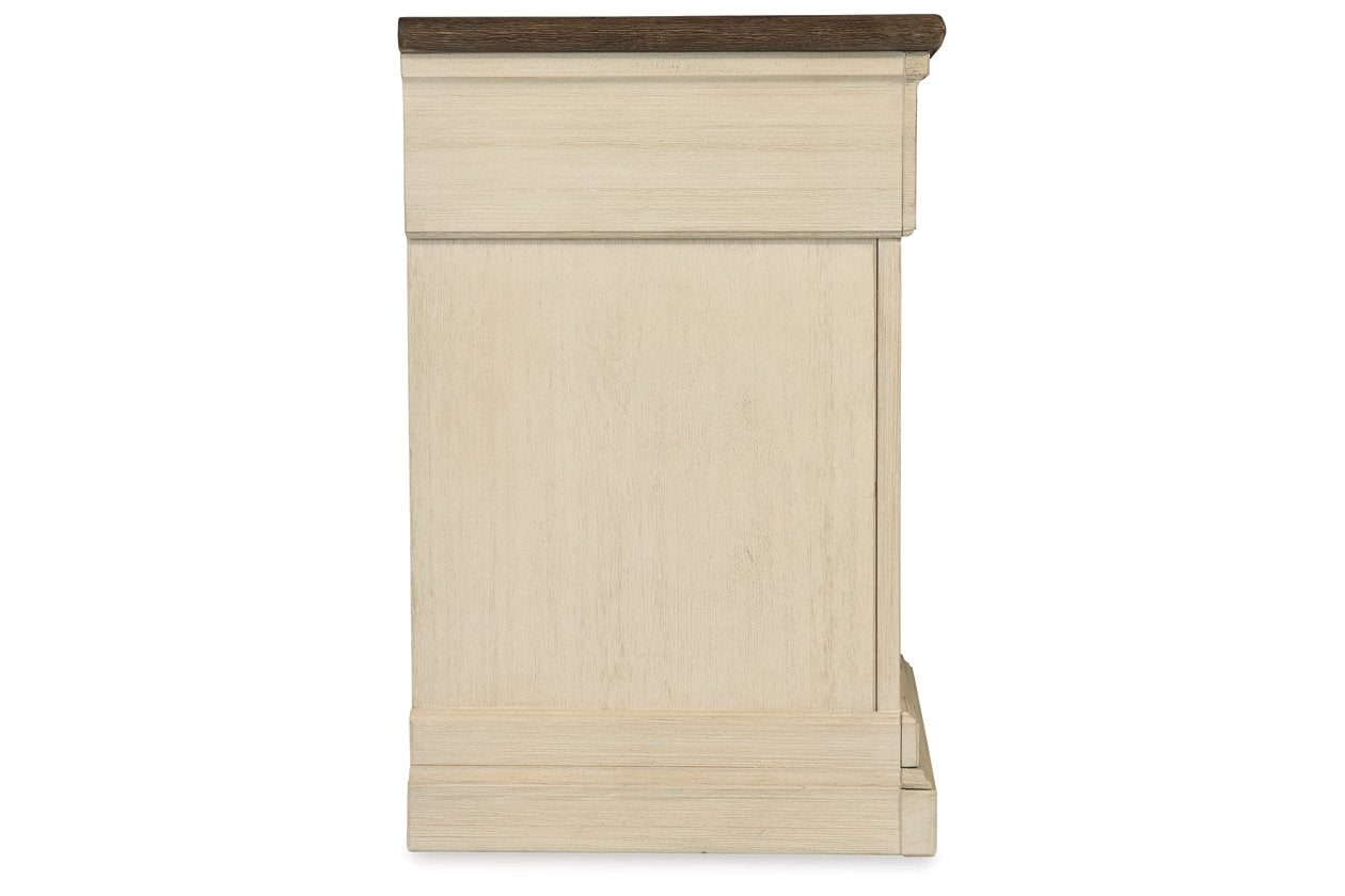 Bolanburg Nightstand