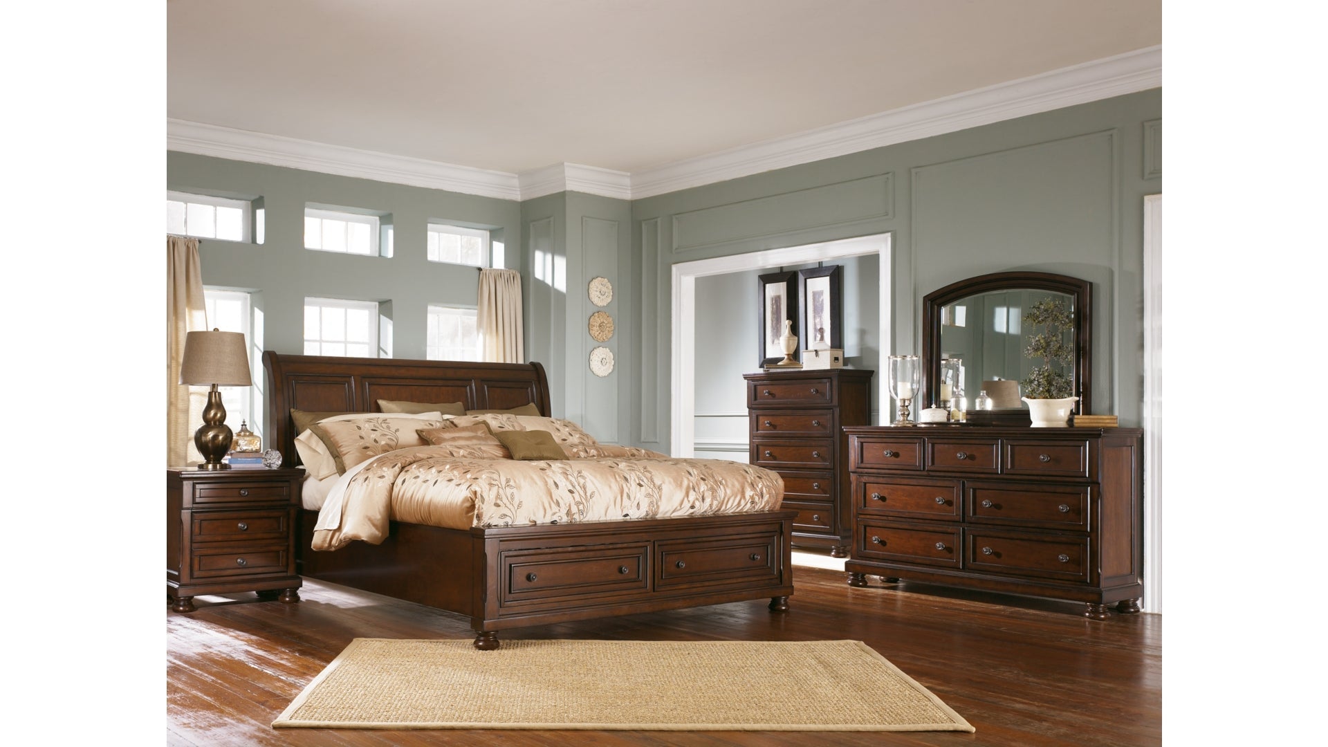 Porter King Sleigh Bed with Dresser