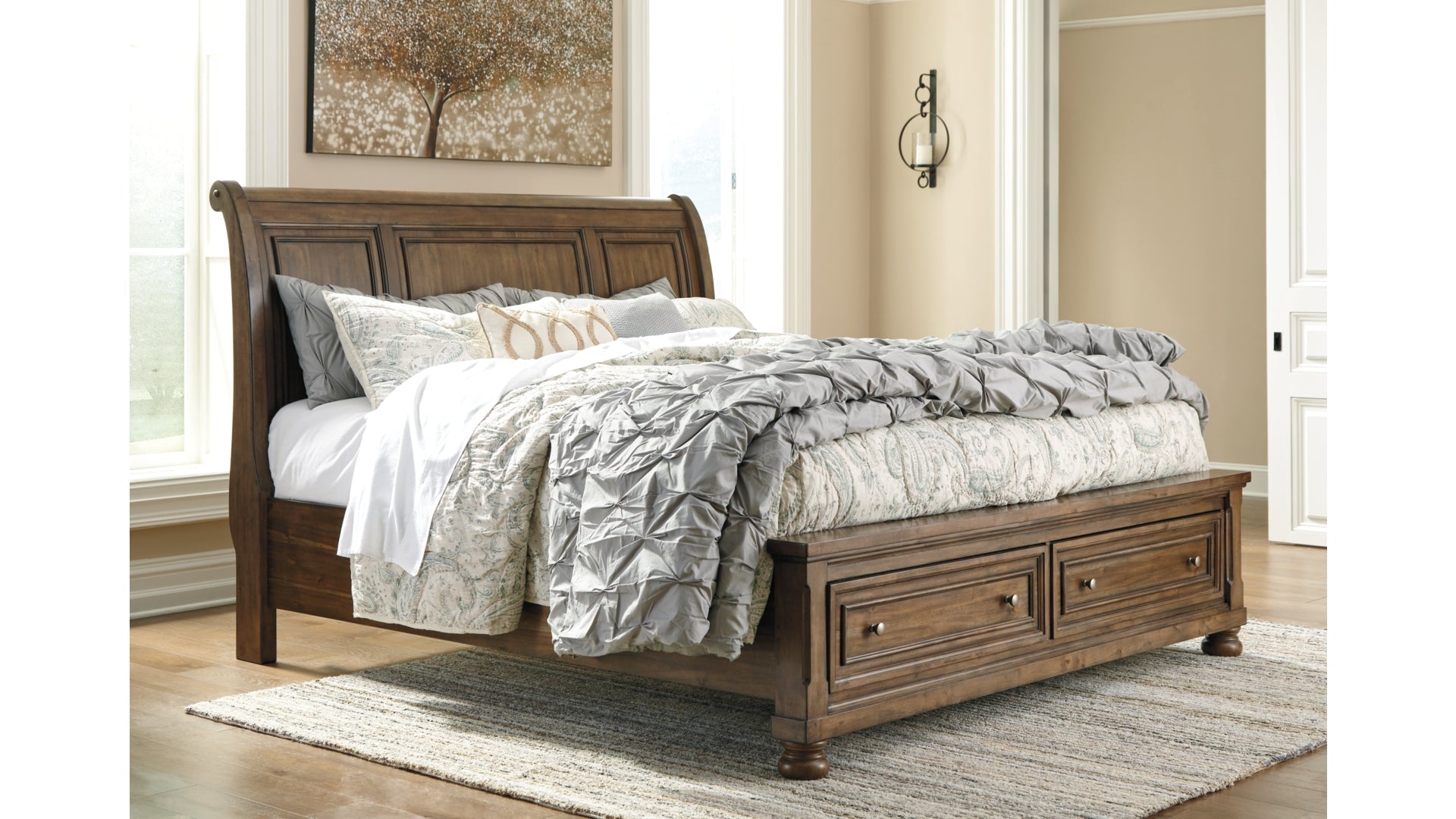 Flynnter Queen Sleigh Bed with 2 Storage Drawers with Dresser with Dresser