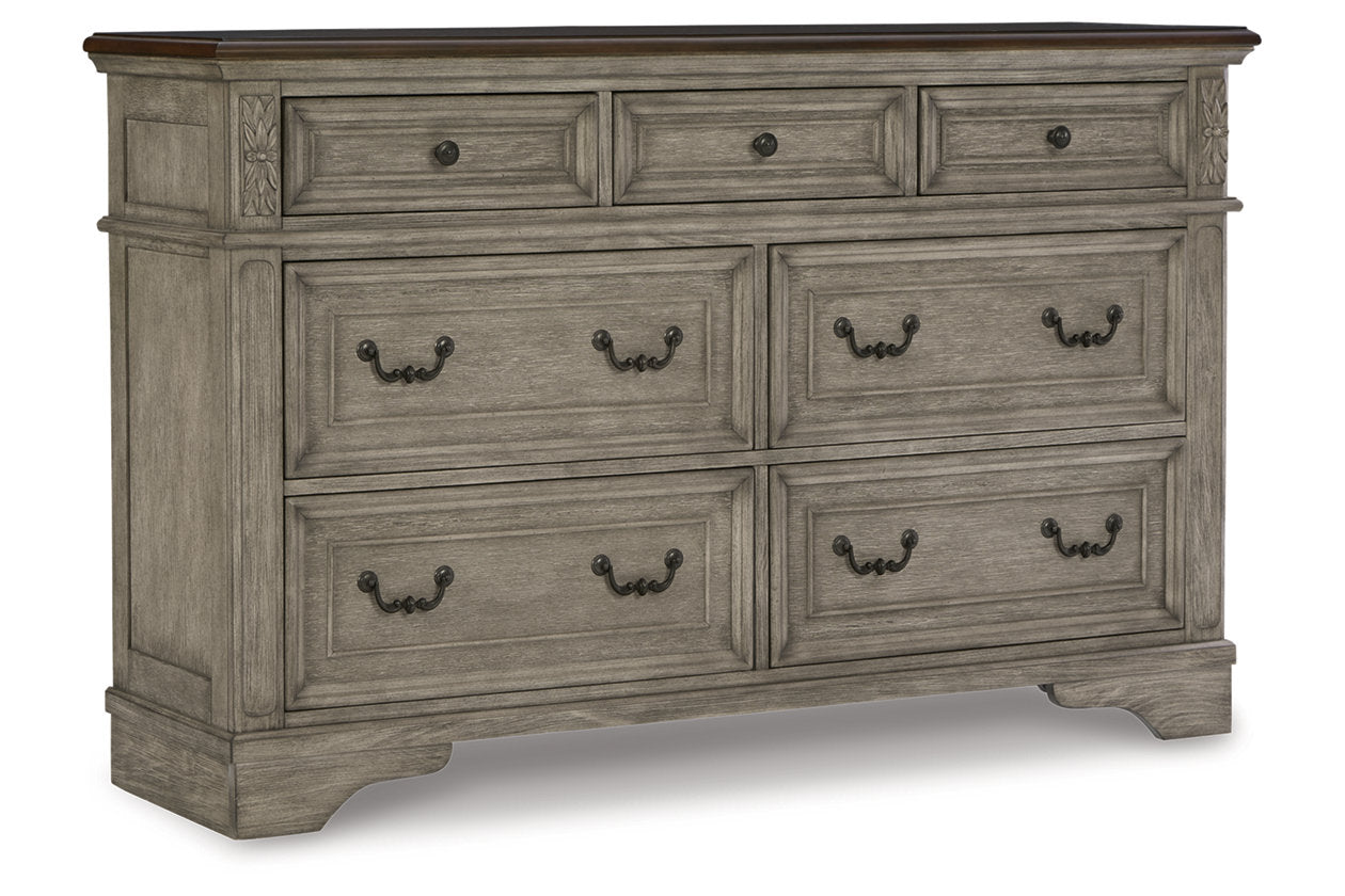 Lodenbay Dresser