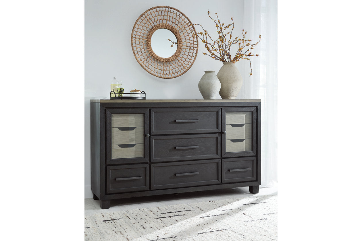 Foyland Dresser