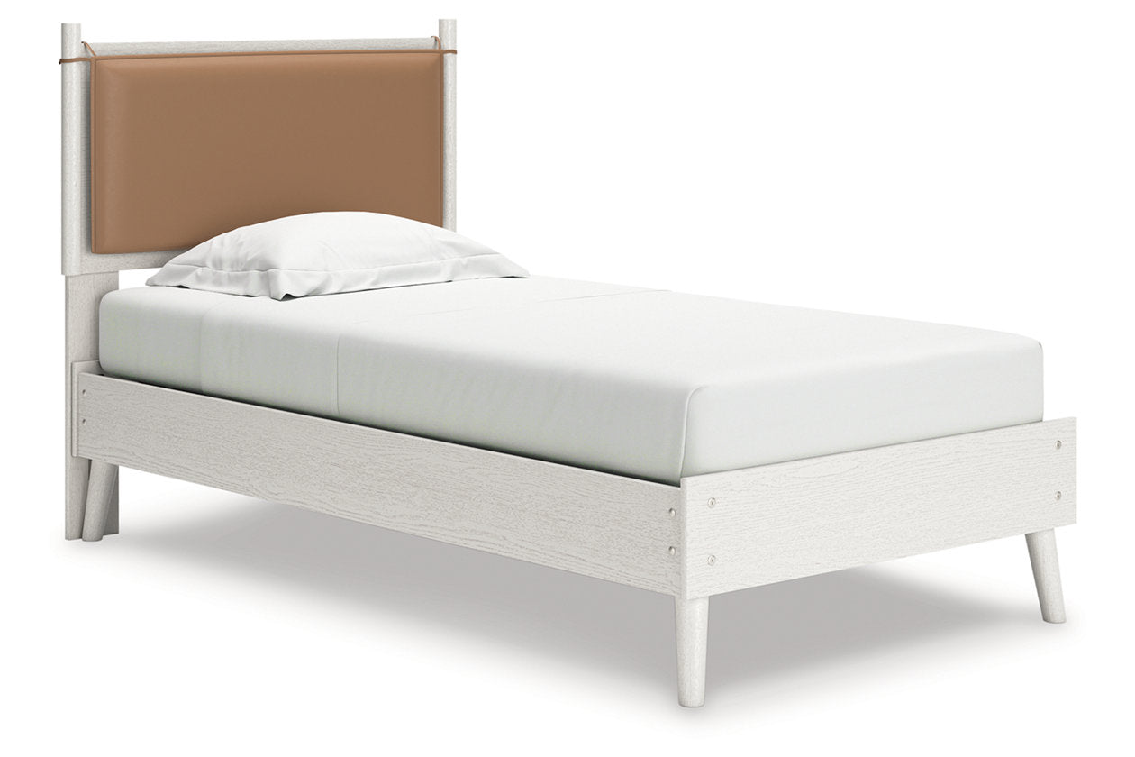 Aprilyn Bed