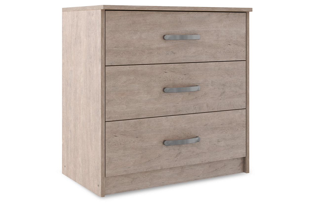 Flannia Chest