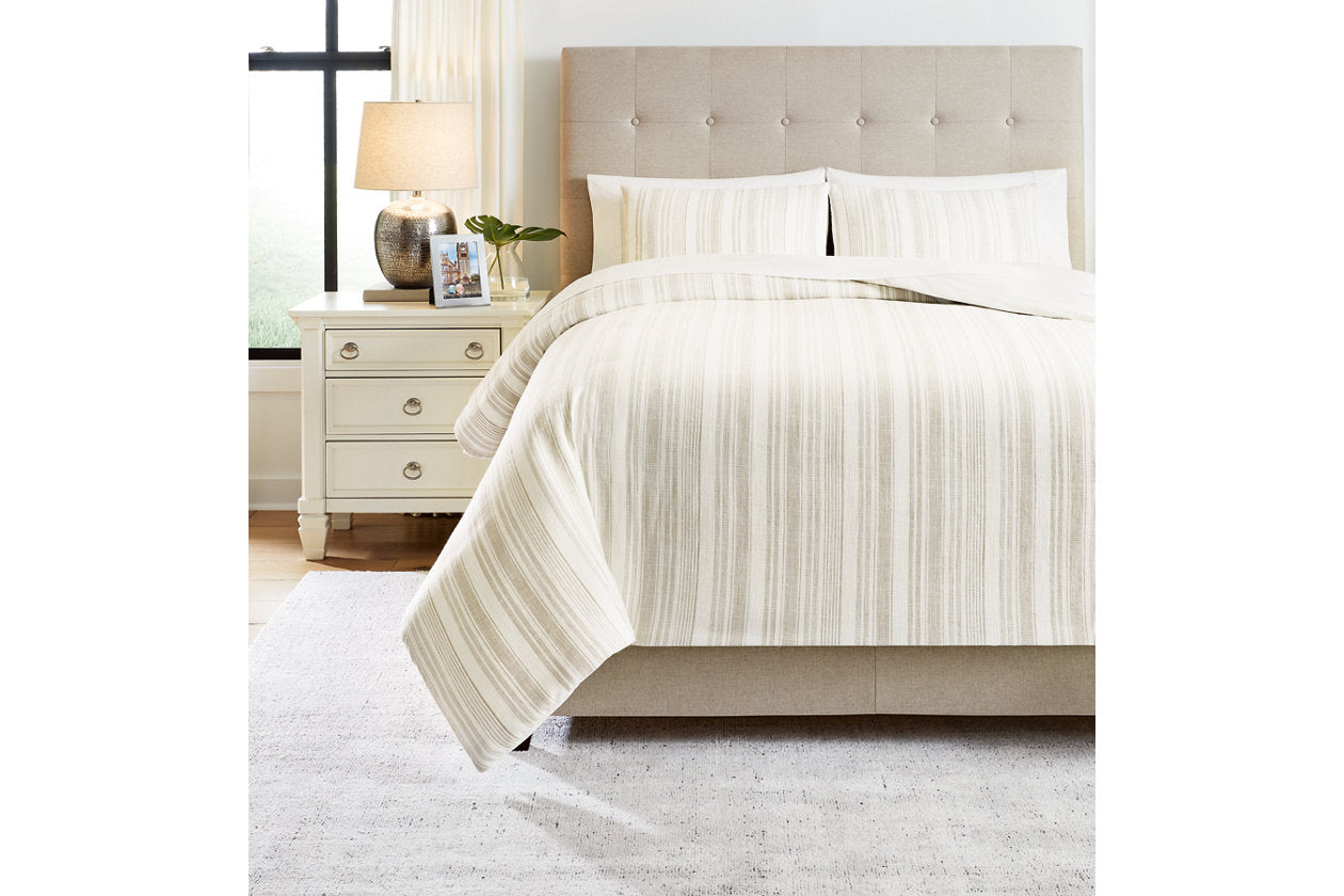 Hartlen Comforter Sets